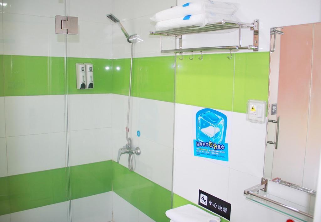 7Days Inn Chongqing Wanzhou Gaosuntang Kültér fotó